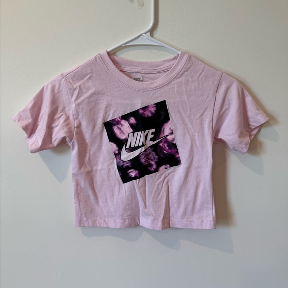 Nike Pink Short Sleeve Tees Athletic Style - Picture 1 of 7